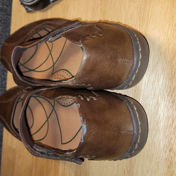 Bare Traps brown Mary Jane's size 6.5 - Picture 3 of 8